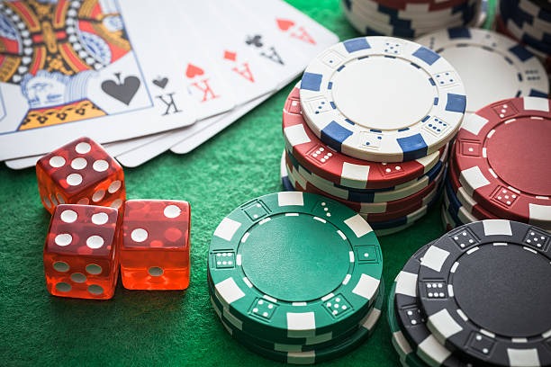Evolution Gaming table live feed Live Evolution Gaming table with multiple players and real dealer